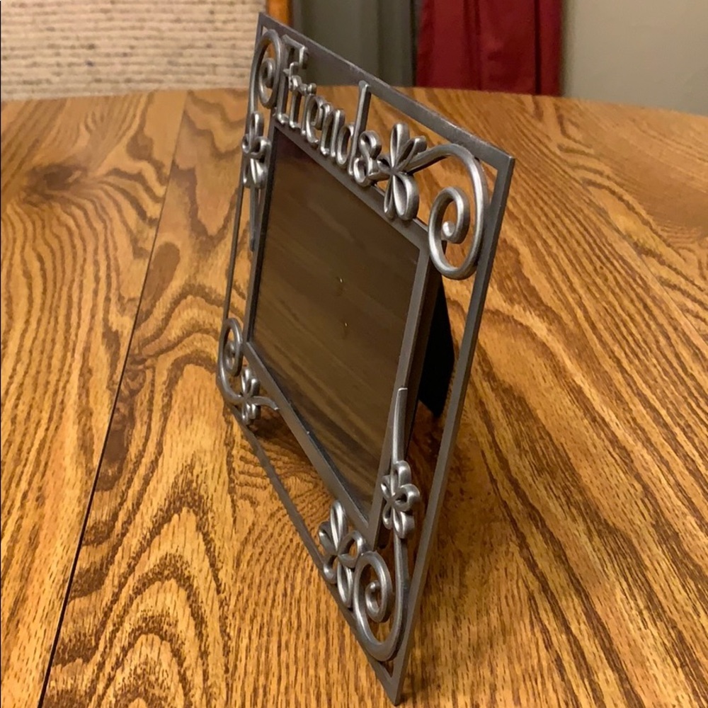 Friends Picture Frame - Picture 4 of 4
